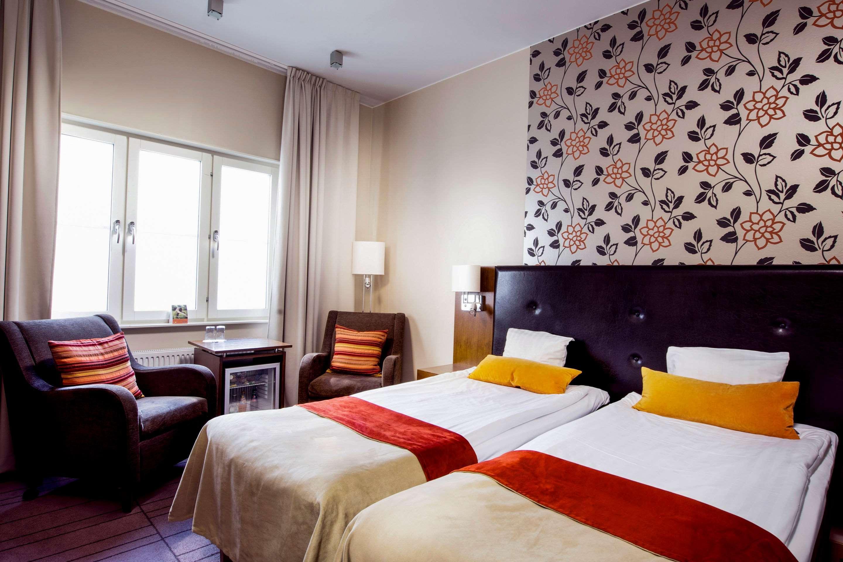Home Hotel Grand Σούντσβαλ Εξωτερικό φωτογραφία