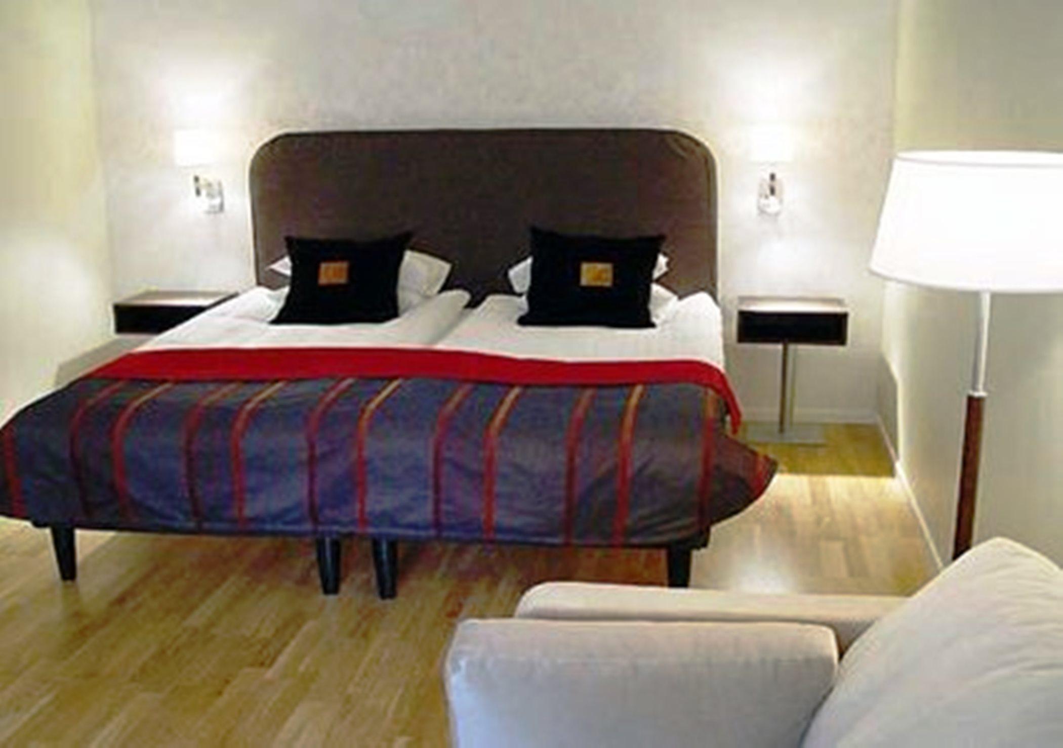 Home Hotel Grand Σούντσβαλ Εξωτερικό φωτογραφία