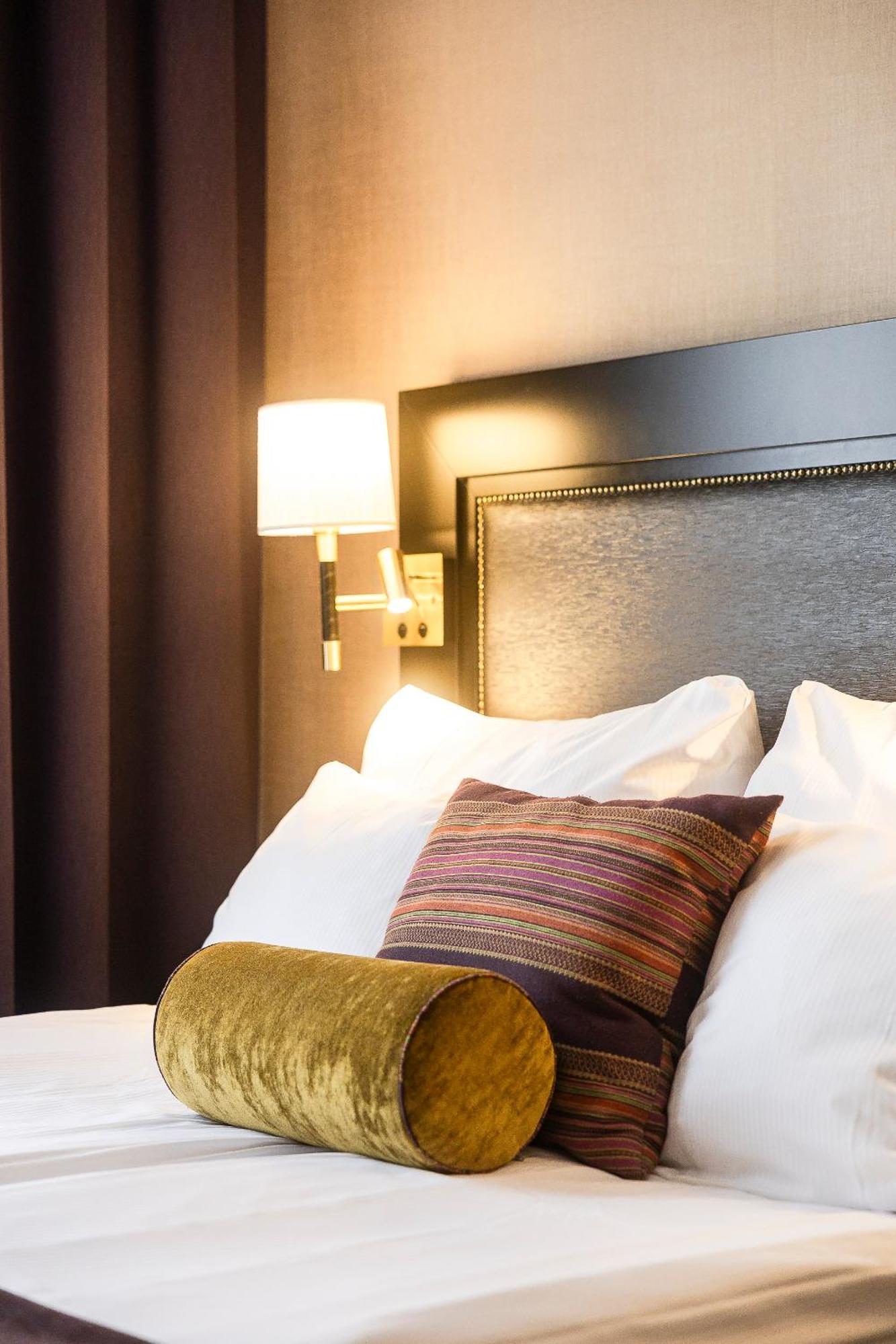 Home Hotel Grand Σούντσβαλ Εξωτερικό φωτογραφία