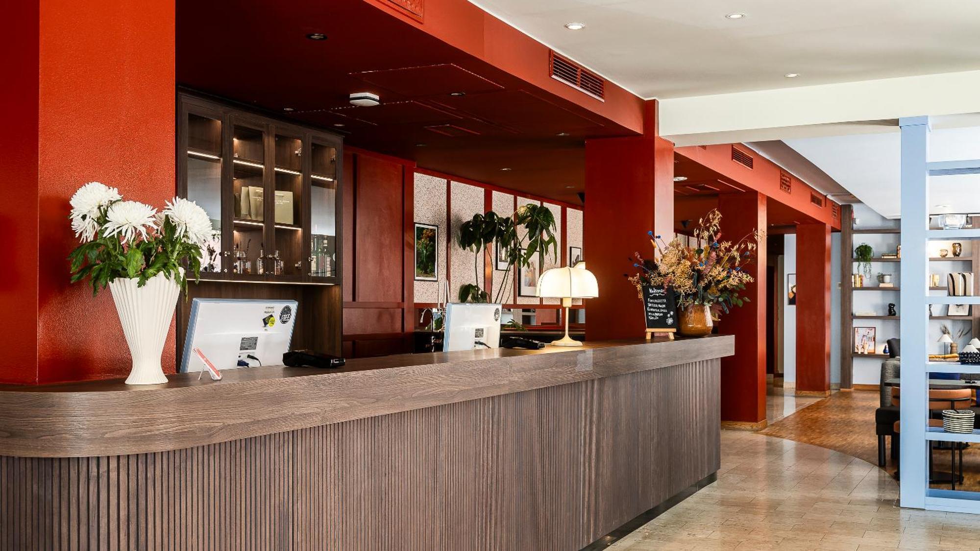 Home Hotel Grand Σούντσβαλ Εξωτερικό φωτογραφία