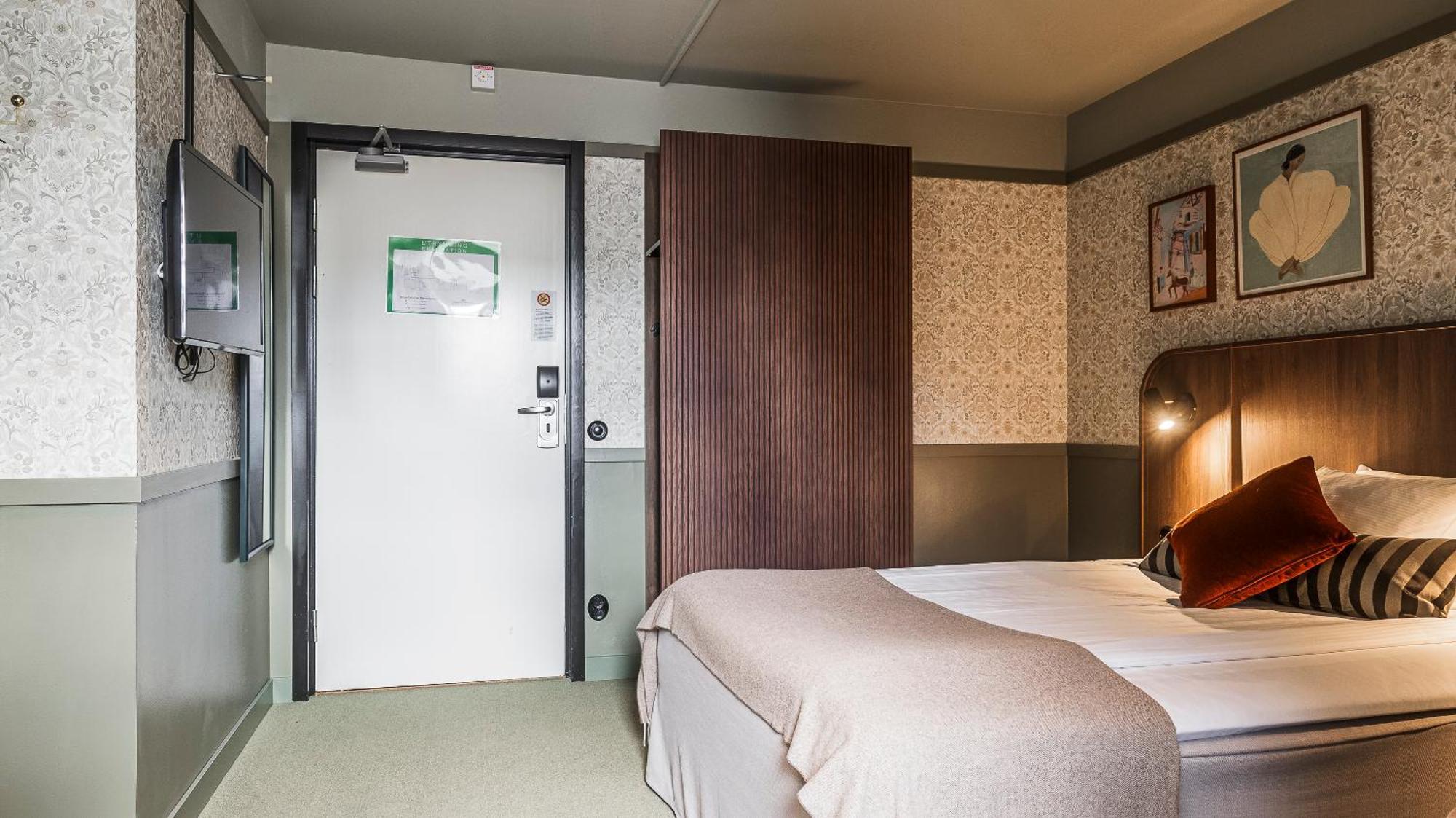 Home Hotel Grand Σούντσβαλ Εξωτερικό φωτογραφία