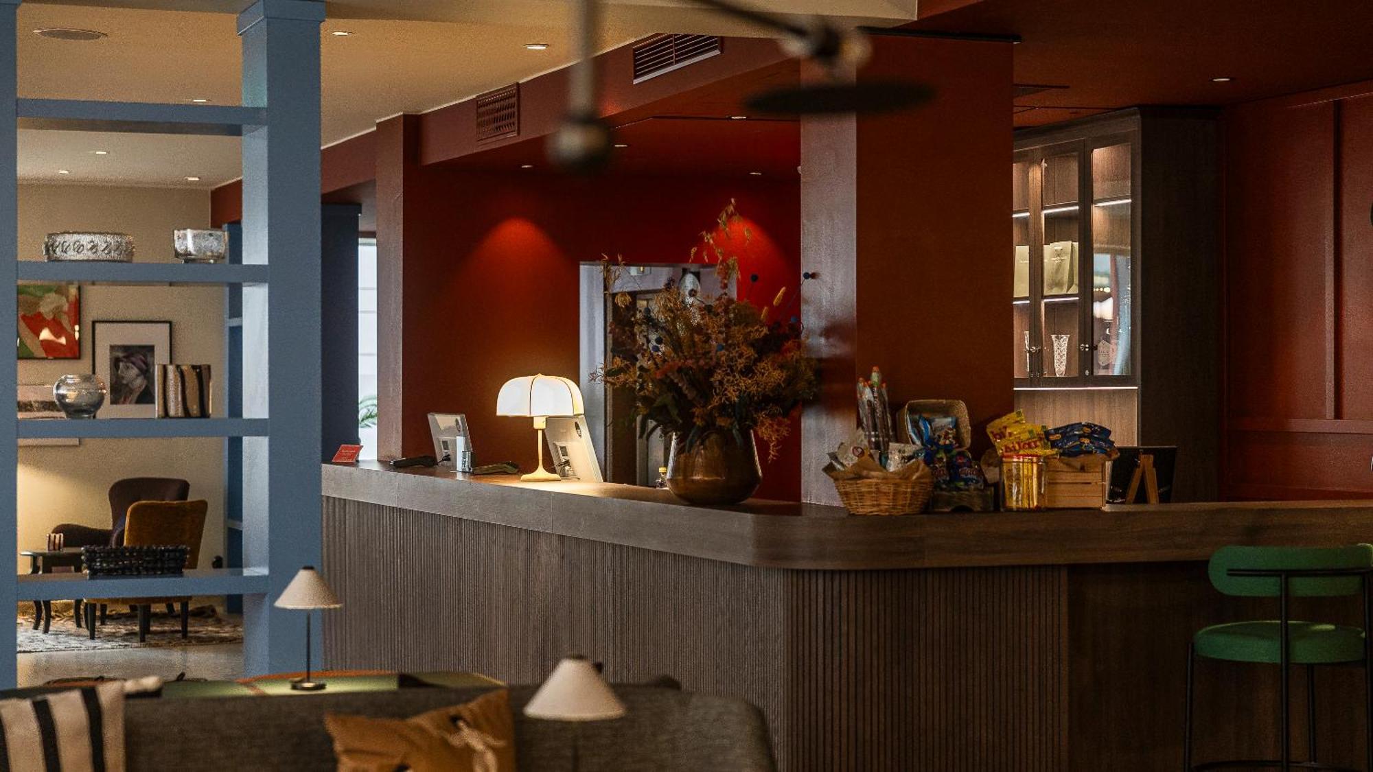 Home Hotel Grand Σούντσβαλ Εξωτερικό φωτογραφία