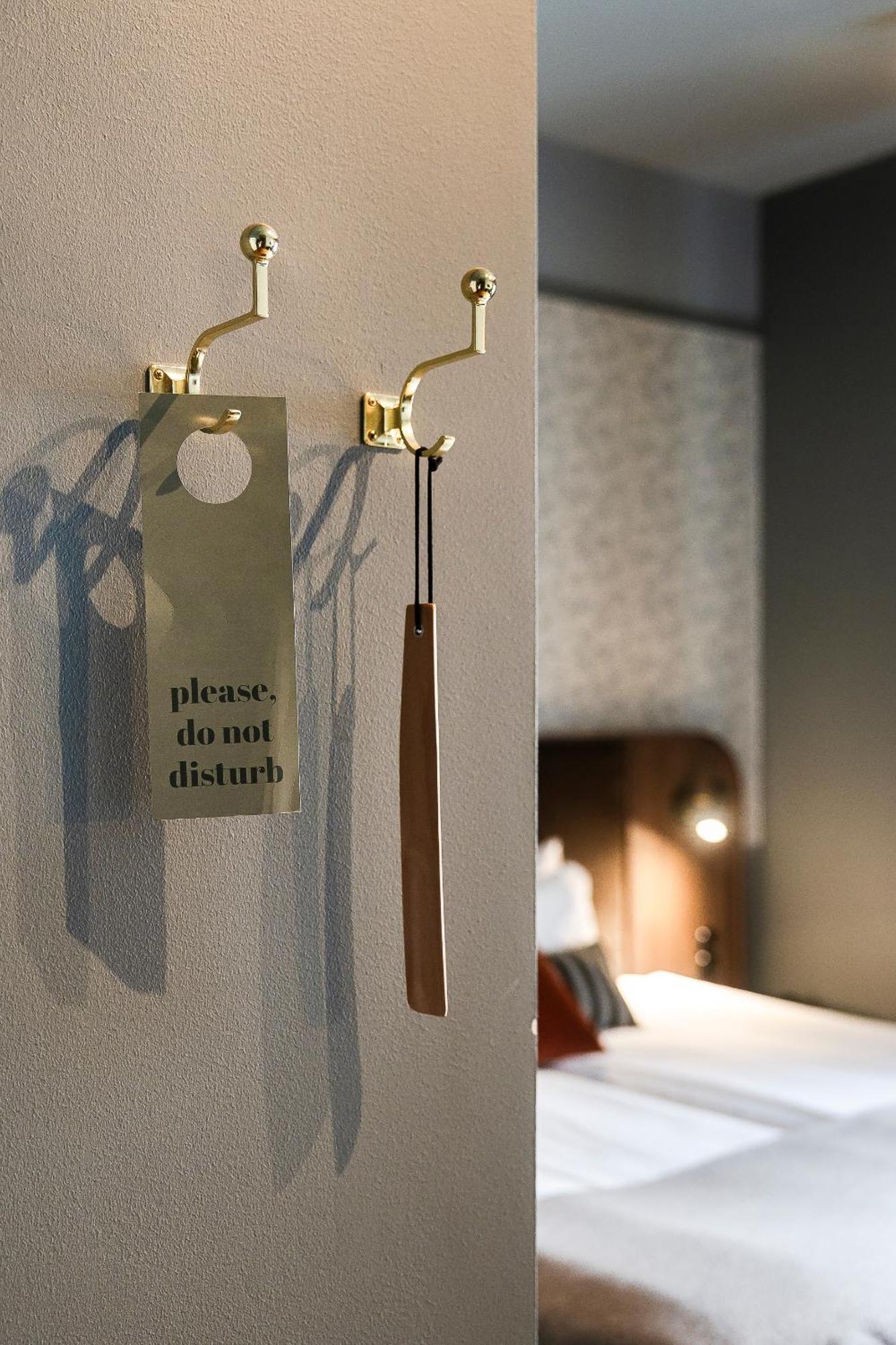 Home Hotel Grand Σούντσβαλ Εξωτερικό φωτογραφία