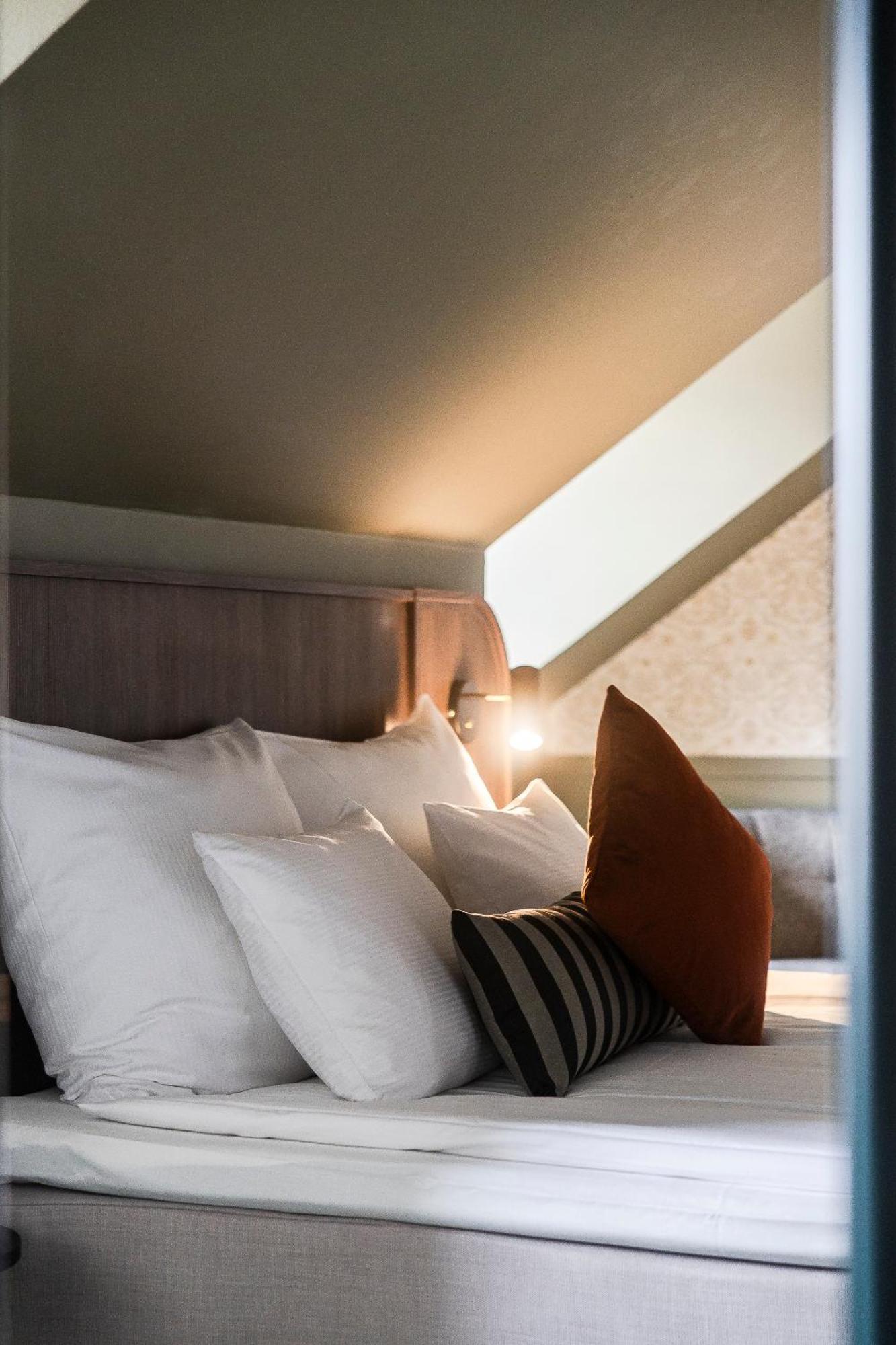 Home Hotel Grand Σούντσβαλ Εξωτερικό φωτογραφία