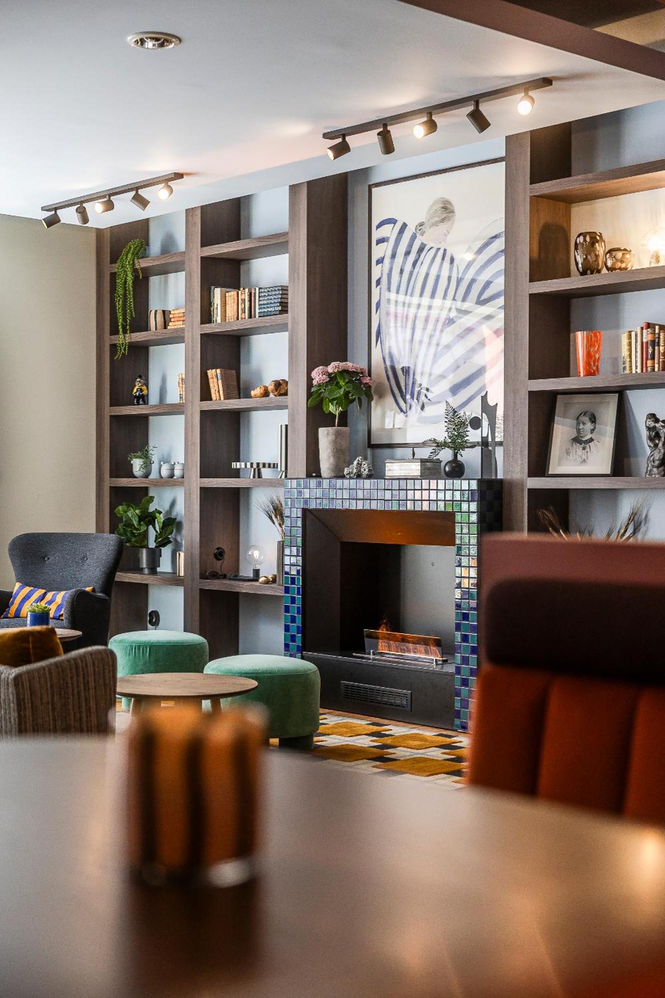 Home Hotel Grand Σούντσβαλ Εξωτερικό φωτογραφία