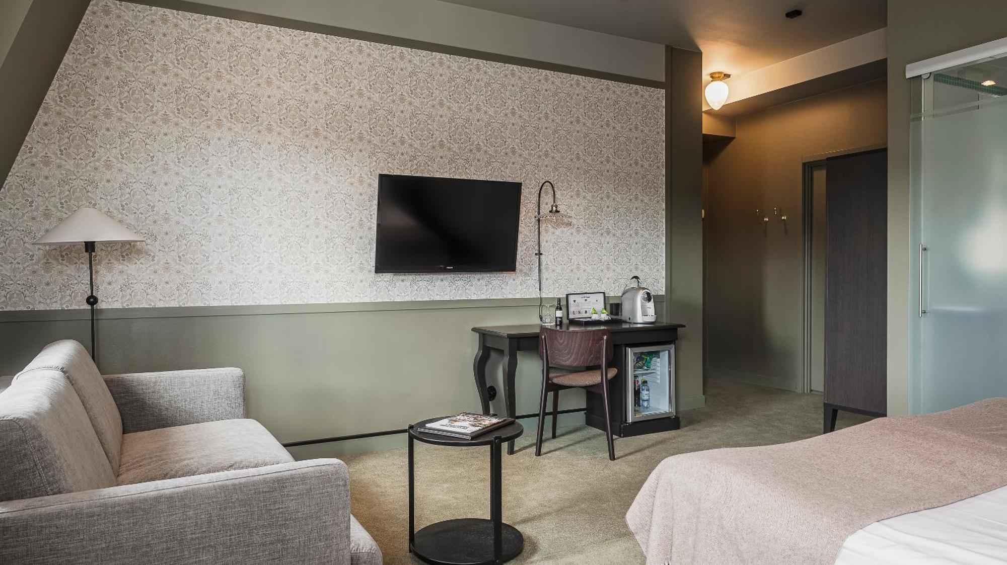 Home Hotel Grand Σούντσβαλ Εξωτερικό φωτογραφία